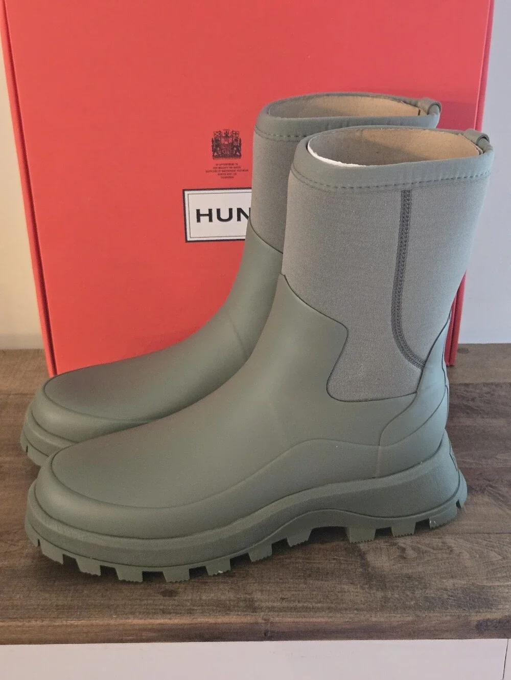 Hunter Women's City Explorer Neoprene Short Boots Size 9 Lichen Green